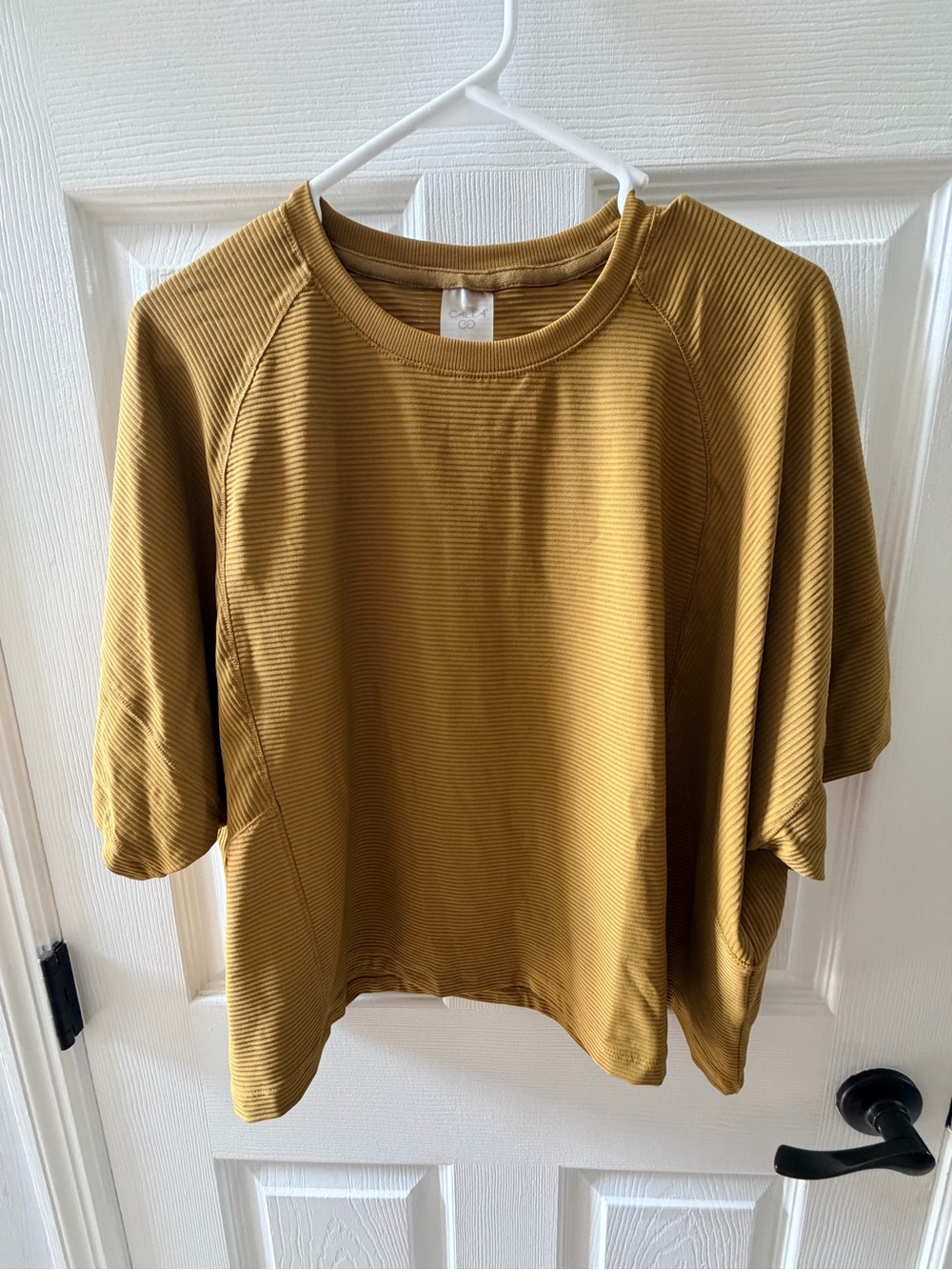 Calia size large Golden Mustard Ribbed Short-Sleeve Tee